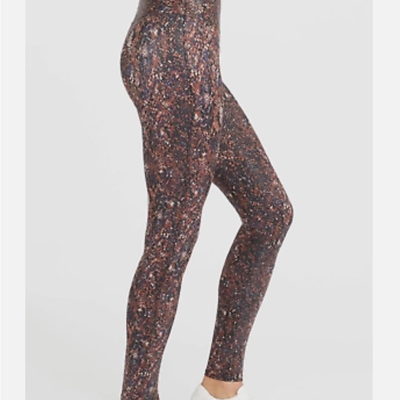 NWT Spanx Faux leather snake shine leggings - Picture 4 of 8